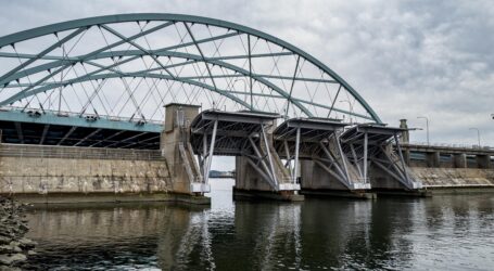 Allens Avenue Lane Closures Projected: City of Providence Announces Reinstallation of Fox Point Hurricane Barrier Gates 